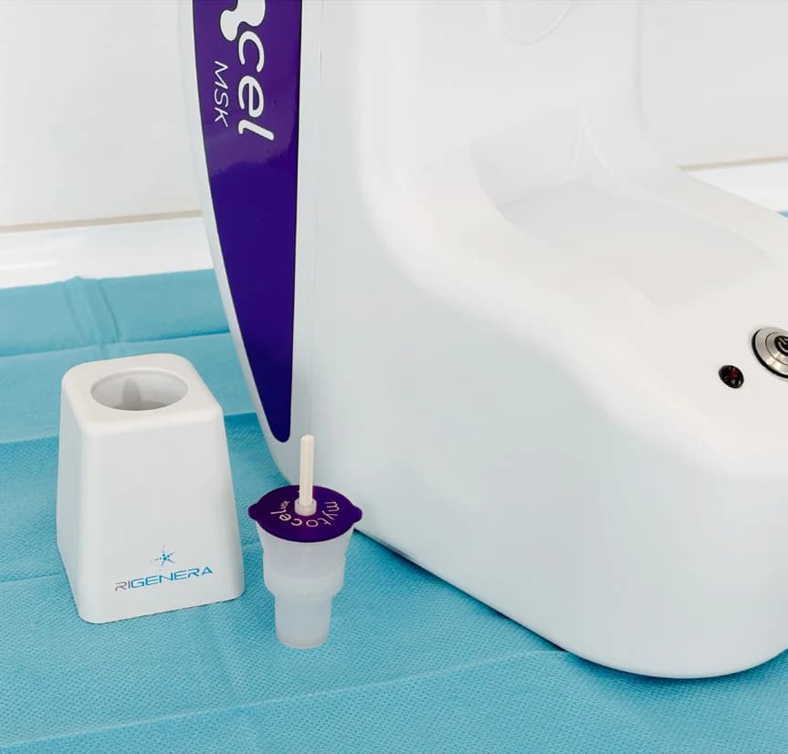 Mytocel MSK system and Rigeneracons device in a clinical setup